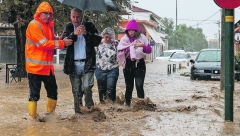 HAOS U GRČKOJ Drama srpskih turista koji su zarobljeni na Tasosu, Pilionu i u Volosu: Ostali bez struje, vode i hrane!