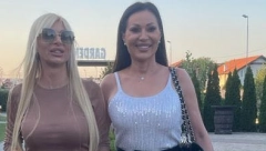 SESTRE STIGLE PRVE NA PROSLAVU Ceca i Lidija među prvima došle da proslave sa Ivanom i Petrom (FOTO+VIDEO)