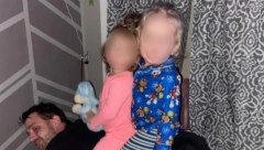 BLIZANCI NAĐENI MRTVI U KUTIJI ZA IGRANJE Majka je mislila da samo spavaju, ali onda je saznala stravičnu istinu