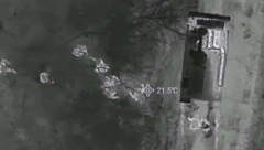 NAPAD FRAGMENTOVANOM MUNICIJOM Rusi otkrili položaj Ukrajinaca, pa krenuli u akciju kvadrokopterima (VIDEO)