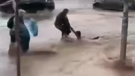DRAMA SRPSKIH TURISTA U GRČKOJ Više od stotine čeka evakuaciju, potpuno "odsečeni od sveta"