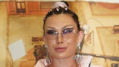 LETEĆE GLAVE, U STANJU SAM DA UBIJEM Bivša robijašica preti u rijalitiju, a ona joj je meta!