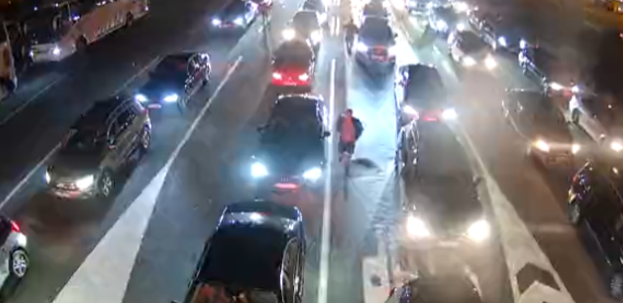 HAOS NA GRANICAMA Ovde vozila čekaju 4 sata (FOTO)