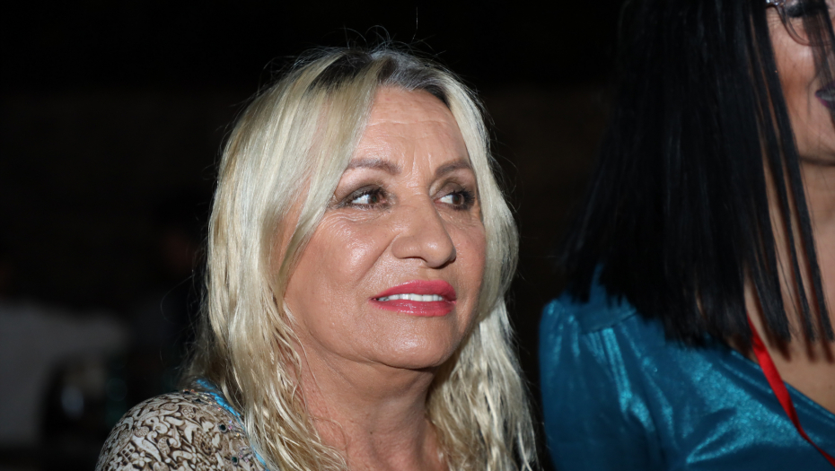 NAJVEĆA INTIMA VESNE ZMIJANAC ISPLIVALA U JAVNOST Pevačica raskrinkana, otkriveni svi detalji  tajne veze!