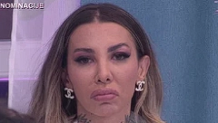 ANELI DOBIJA ZABRANU PRILASKA ĆERKI Asmin spreman da ide do kraja, uništava joj život: Dete će se stideti nje!