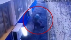 POTRAGA ZA ODBEGLIM UBICOM U SAD Otpušten čuvar okružnog zatvora nakon bekstva