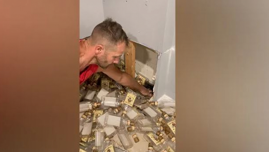 NISU ZNALI DA JE BIO ALKOHOLIČAR Kupili su kuću i krenuli u renoviranje, a onda su iza zida pronašli istoriju starog vlasnika