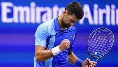 NOLE SE OSAMOSTALIO NA VRHU Novak sa 36 godina uradio nešto neverovatno, Federeru je to uspelo sa 28, dok Nadalu nije nikad