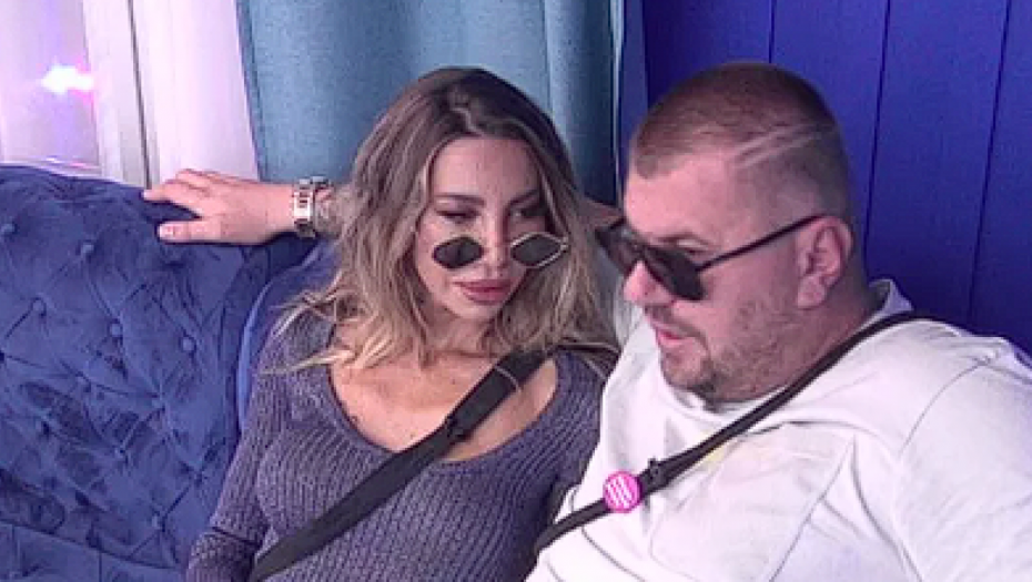 OŽENIO BIH ANELI, ONA MI JE SVE: Janjuš nikada iskreniji u odnosu sa Ahmićevom, javno priznao emocije, a evo kako je ona odreagovala