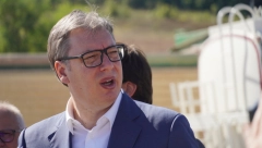 "MA NE ZAVITLAVAJ ME!" Vučiću se u Nišu obratio jedan od radnika: Predsednik mu odgovorio na "dobacivanje"