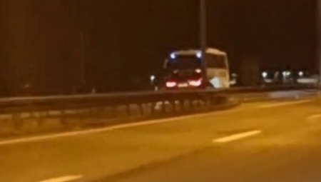 BAHATI VOZAČI NE PRESTAJU DA PRAVE HAOS Čovek juri kroz Novi Beograd, društvene mreže gore (VIDEO)