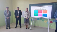 LUČIĆ NASTAVIO POSETU ŠKOLAMA NA KIM Uručene donacije u Gračanici, Lapljem Selu i Donjoj Gušterici