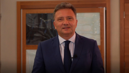 MIHAILOVIĆ ODBRUSIO TEPIĆEVOJ "Na Šolakova pitanja odgvoriću Šolaku"