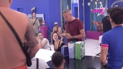 UČESNIK ELITE BOLUJE OD OPAKE BOLESTI! Zbog kancera napustio rijaliti, otkriveni svi detalji