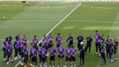 POLICIJA UPALA NA TRENING "KRALJEVSKOG KLUBA" Ovako su uhapšeni fudbaleri Real Madrida