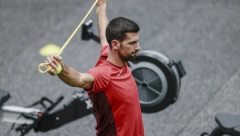 NOVAK SE NALJUTIO Đoković zagrmeo: Imamo problem!