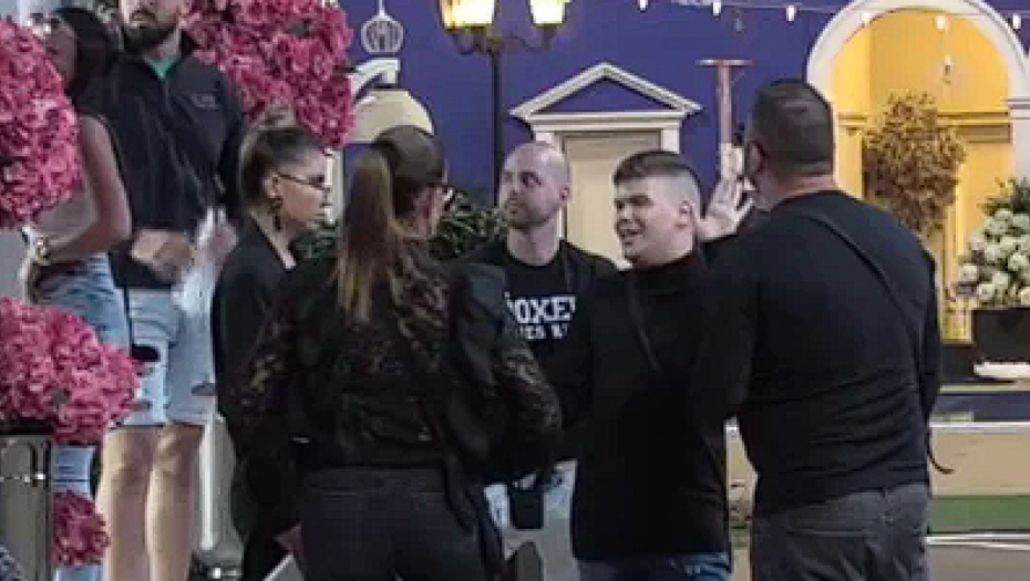 TI SI NAJVEĆA IZDAJICA! Uroš ponovo napao Kačavendu, izneo salvu uvreda na njen račun! (FOTO)