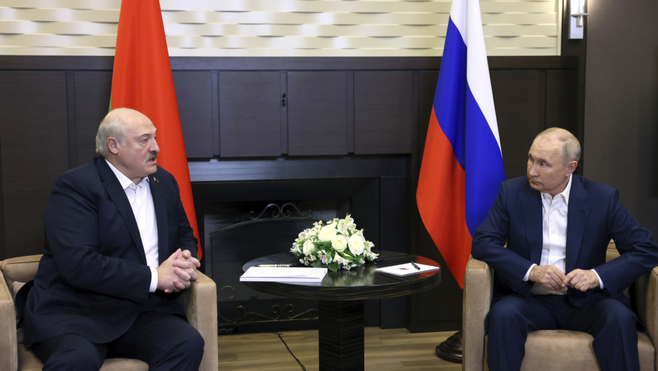 SASTANAK JE "SINHRONIZACIJA SATOVA" U Sočiju počeli razgovori Putina i Lukašenka