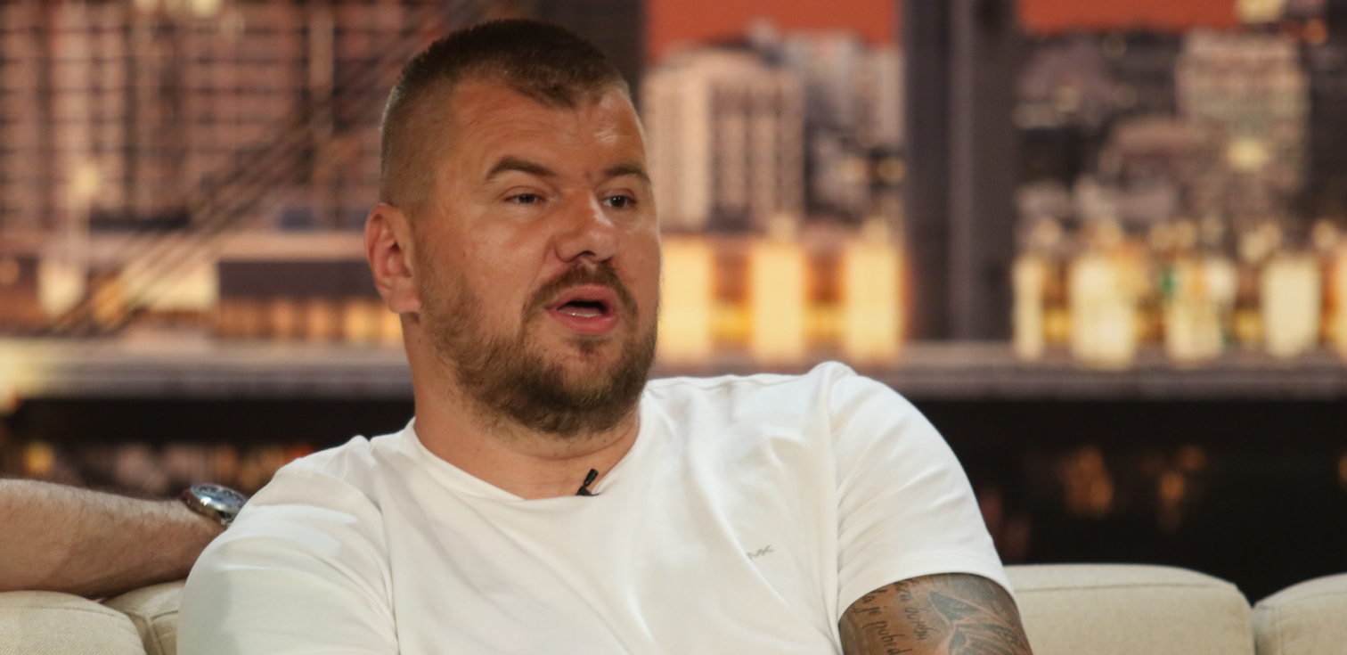 JANJUŠ SPISKAO POLA MILIONA EVRA: Trošim dok sam mlad i opet ću, kako potrošim, one mi dođu opet
