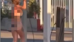GORI INTERNET! Gospođa u Dalmaciji rešila da se osveži, pa se skinula u bikini i istuširala na pumpi (VIDEO)