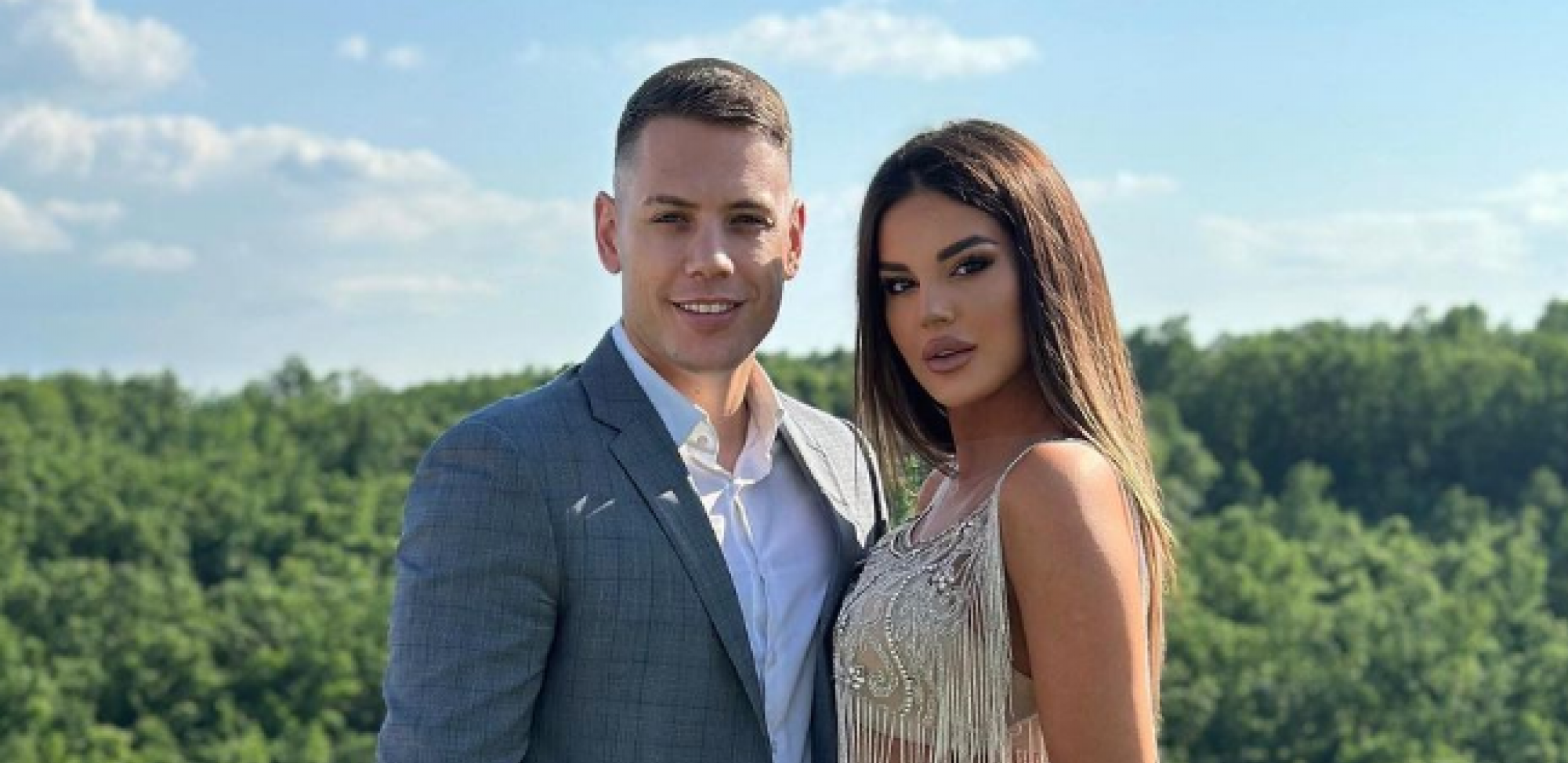 JOVANA LJUBISAVLJEVIĆ POTVRDILA PISANJE ALO! Rijaliti učesnica u drugom stanju, Bogdan ljubi stomak, fotka sve raznežila