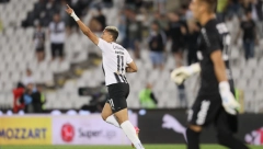 PARTIZAN GOLOM IZ PENALA U NADOKNADI PRESTIGAO ZVEZDU Crno-beli posle ludnice u Humskoj i velikog preokreta nastavili pobednički niz