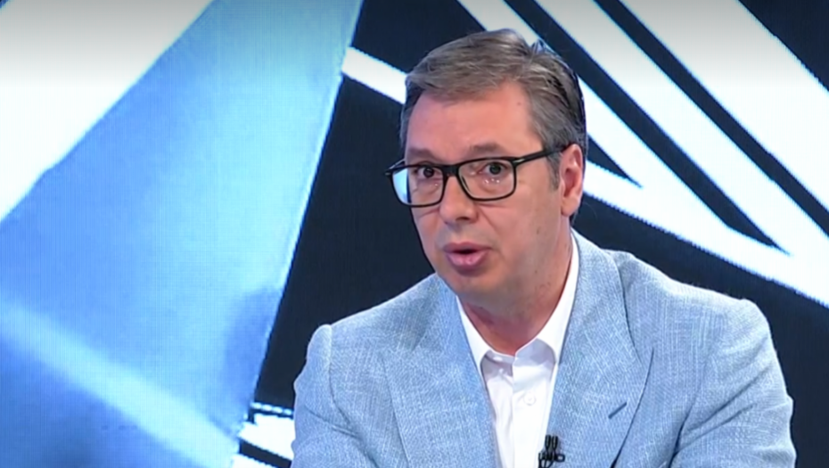 "ČINIMO SVE DA NAŠ NAROD BOLJE ŽIVI" Vučić: Plate veće za 16, penzije za 21 odsto (VIDEO)