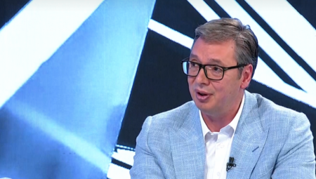 "KOME SMETA SRPSKI ROD? U ČEMU JE PROBLEM?" Vučić stao u odbranu Srba koji slave uspehe Srbije uz patriotske pesme!