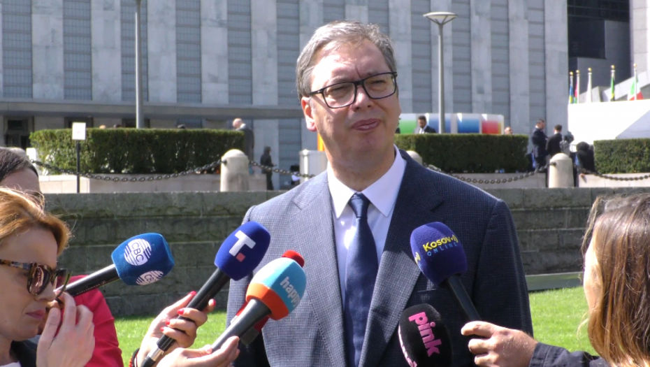 MI VODIMO ODGOVORNU POLITIKU, BAVIMO SE DRŽAVOM, A ONI SVOJIM "POBEDAMA"! Vučić uputio jaku poruku opoziciji (VIDEO)