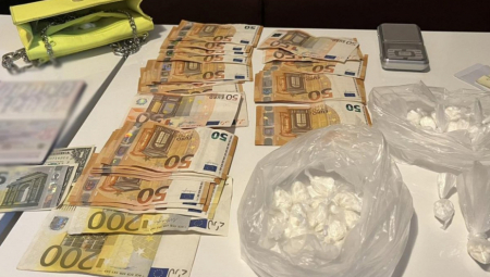 UHAPŠEN DILER U NOVOM SADU U stanu mu našli dva pištolja i kokain