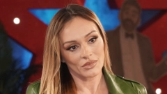 ANABELA POKAZALA BUJNE GRUDI! Nikad vrelije izdanje Lunine majke, utegla se u usku haljinu