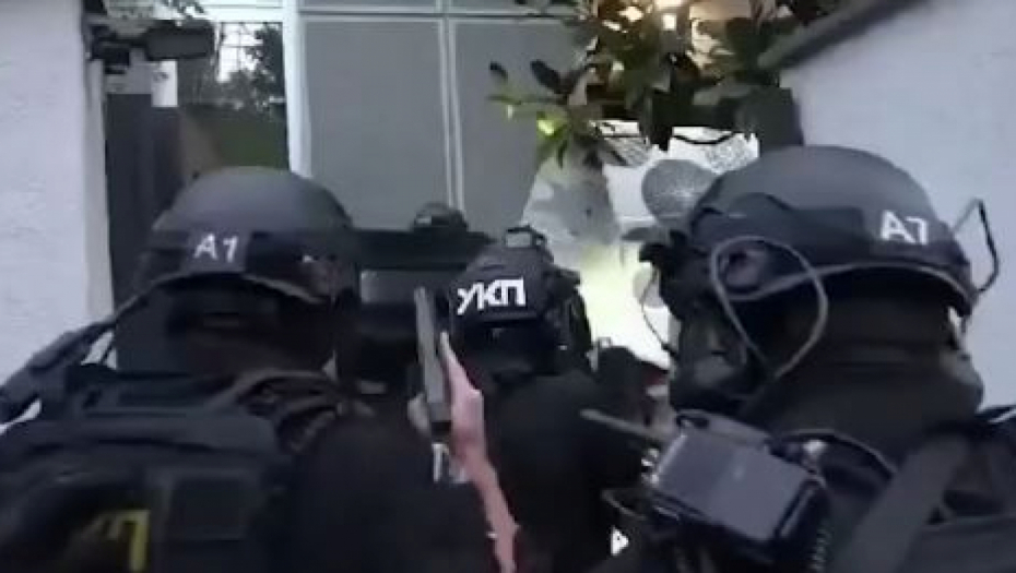 SASLUŠANA KRIMINALNA GRUPA KOJA JE DILOVALA KOKAIN U SRBIJI  Osumnjičenima za šverc 70 kilograma droge određen pritvor