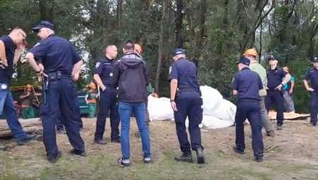 POLICIJSKA RACIJA NA GRANICI SA SRBIJOM Upali su u fiktivnu državu Liberland