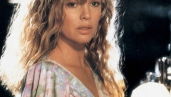 Mentalna bolest bila je jača od lepote i novca: Nekad zanosna lepotica Kim Besindžer provodi dane krijući se od sveta, "loši izbori povukli je na dno"