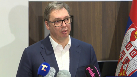 "NEKA BUDE BORBA NEPRESTANA ,NEKA BUDE ŠTO BITI NE MOŽE" Ovako izgledaju brutalni napadi na predsednika Srbije (VIDEO)