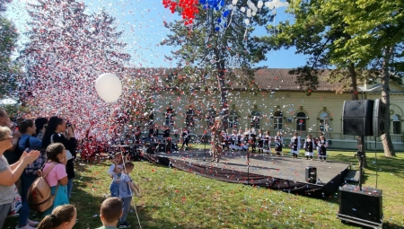 U AVGUSTU NAJVIŠE ROĐENIH BEBA Poboljšanje demografske slike jedan od glavnih prioriteta Republike Srbije