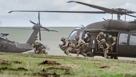 LONDON GURA PRST U OKO PUTINU Britanija se sprema za slanje vojnika u Ukrajinu