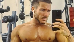 NIJE SAMO OD TERETANE Važi za najboljeg frajera na estradi, Saša Kovačević otkrio kako održava liniju bez grama sala