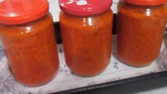 OVAKO SE SPREMA BALKANSKI KAVIJAR Ajvar iz rerne bez pečenja i ljuštenja paprika, najbolja receptura za vrhunski ukus