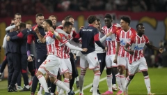 GRADU BIKOVA JE POTREBAN TOREADOR Šta to Zvezdi može "dati krila", kako umiriti tinejdžera u pubertetu i ko to želi osvetu za jednu magičnu noć u Austriji?