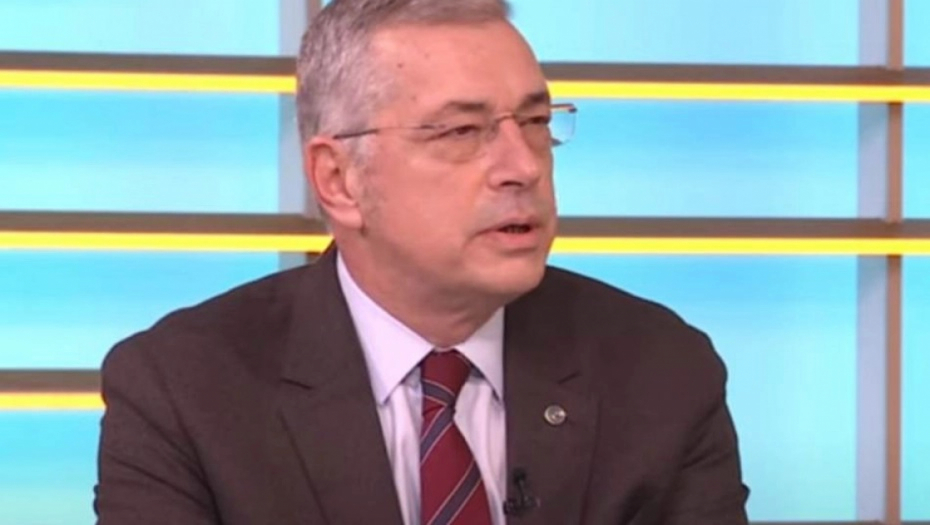 BOL U GRUDIMA ŠIRI SE PREMA LEĐIMA Svi prave ovu grešku, a u pitanju bi mogla biti zloćudna bolest