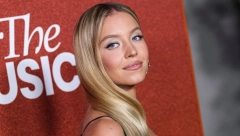 SIDNI SVINI JE NEVEROVATNA Fatalna plavuša snimila još jedan hit film, evo o čemu je reč