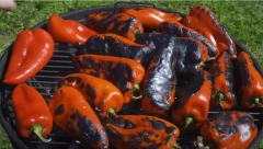 KAZNA ZA PEČENJE PAPRIKA ZA AJVAR 10.000 DINARA Evo gde sve mogu da vam naplate ovo!