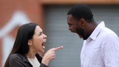 ONI SU ZAKLETI NEPRIJATELJI Ne mogu da smisle jedni druge, 1 par je posebno koban!