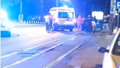 TEŠKA SAOBRAĆAJNA NESREĆA Došlo do sudara kamiona i automobila kod Cvetkove pijace, ima povređenih (VIDEO)