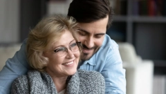 ROĐENE DUŠE Svi znaju da su Rakovi majke zodijaka, ali i ovi znaci su jako brižni, srce im je kao okean!