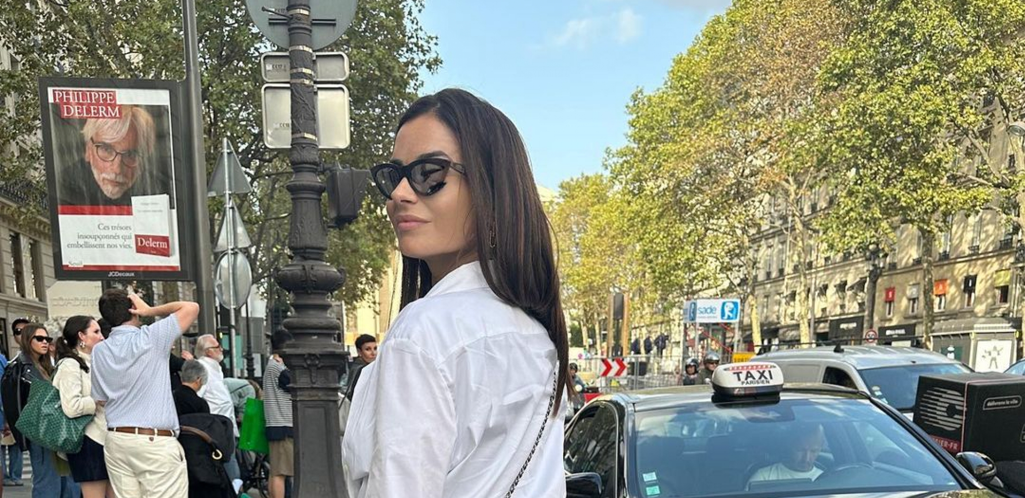 NAŠA POZNATA GLUMICA POKAZALA TELO Obukla providnu haljinu, sve se videlo, a mreže se usijale od komentara