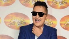 MARIJU ŠERIFOVIĆ ZAVEO OVAJ MOMAK Pevačica odmah krenula da se raspituje, scena nasmejala sve do suza: Pored ovoliko lepih žena?!