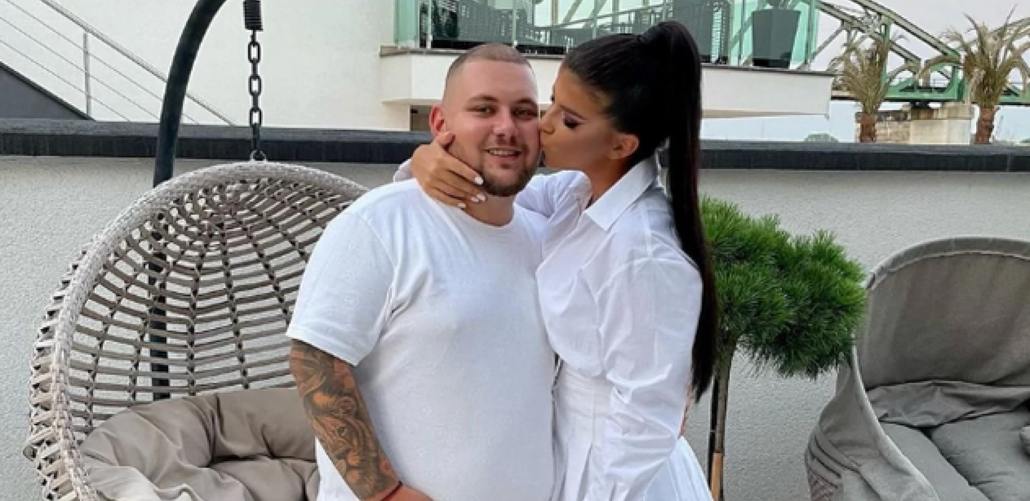 PRVA FOTOGRAFIJA ĐANIJEVE UNUKE IZ PORODILIŠTA Otkriveno koje ime su dali naslednici, Marko poslao emotivnu poruku!