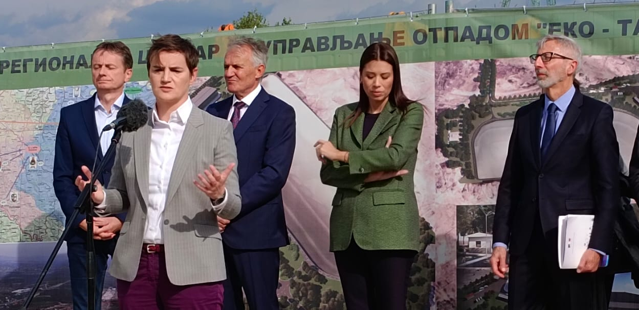 PRIMER ZA SVE Premijerka na polaganju kamena temeljca za novu regionalnu deponiju u Kaleniću kod Uba - Sjajne vesti za 500.000 ljudi
